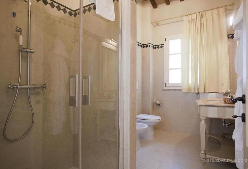 Полулюкс, Borgo Conde Wine Resort