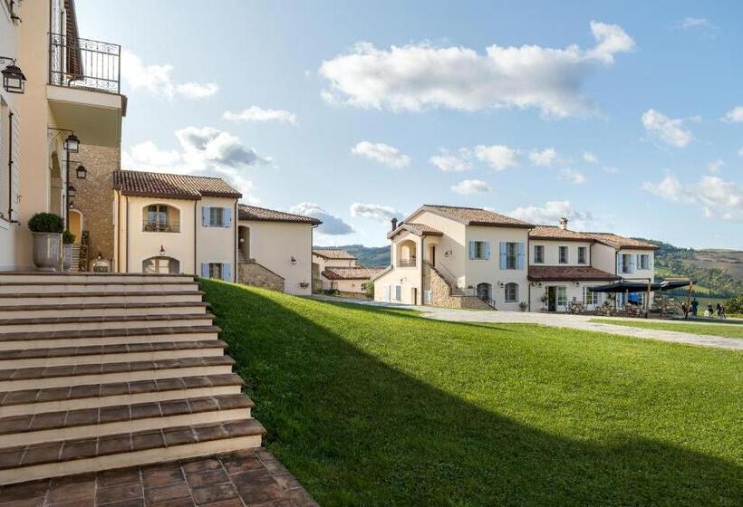 Полулюкс, Borgo Conde Wine Resort