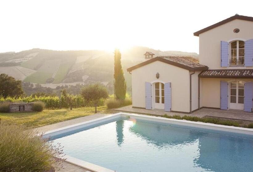 Полулюкс Вид на Бассейн, Borgo Conde Wine Resort