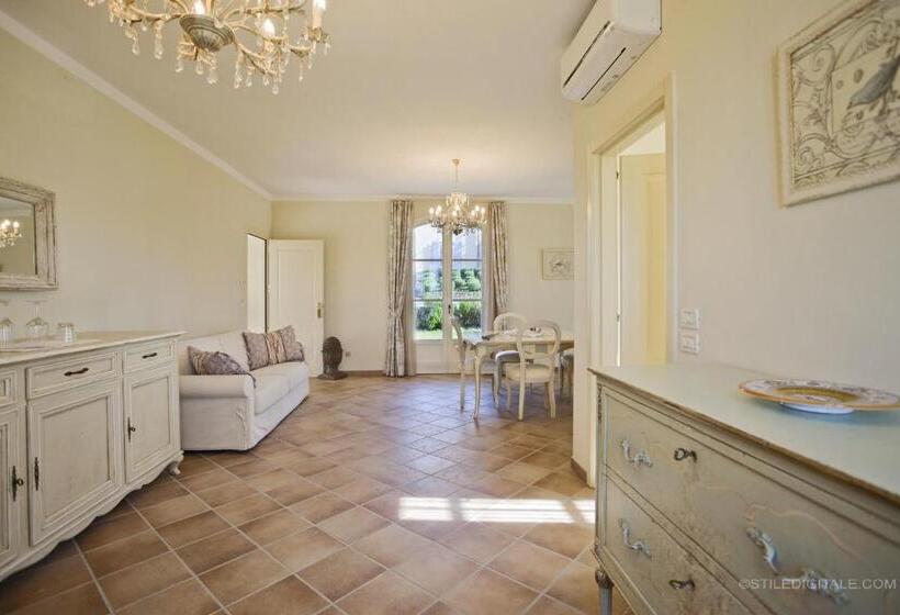 Люкс Вид на Бассейн, Borgo Conde Wine Resort