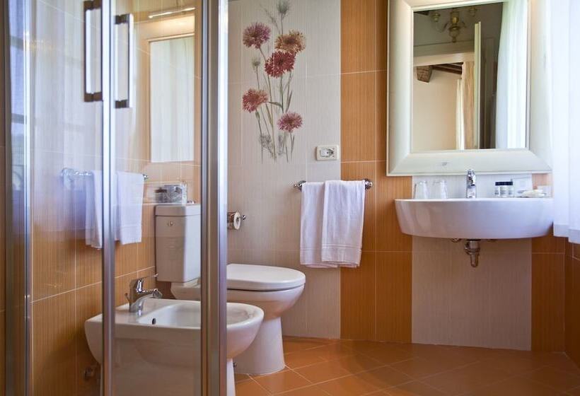 Полулюкс Вид на Бассейн, Borgo Conde Wine Resort