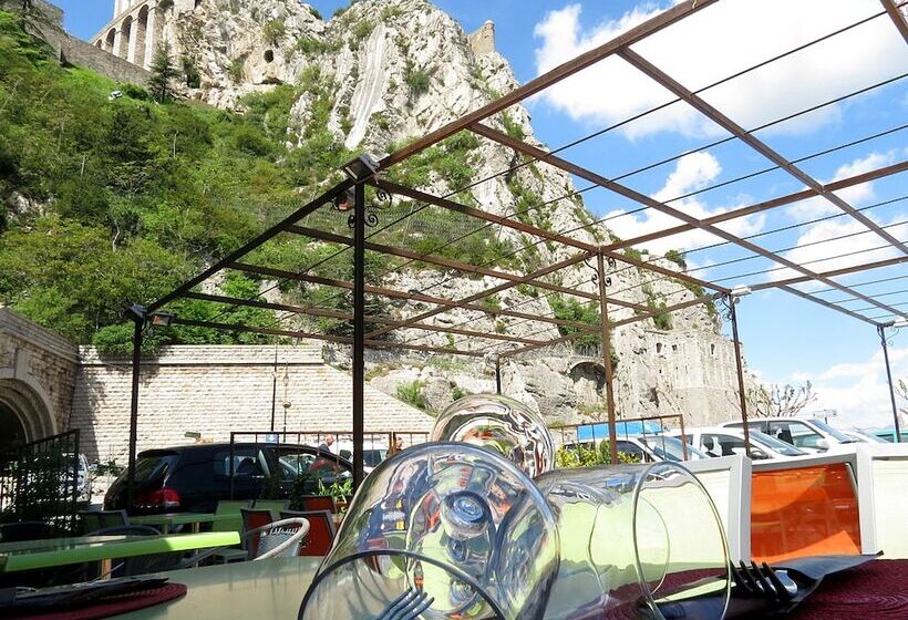 스탠다드 룸, Hôtel De La Citadelle