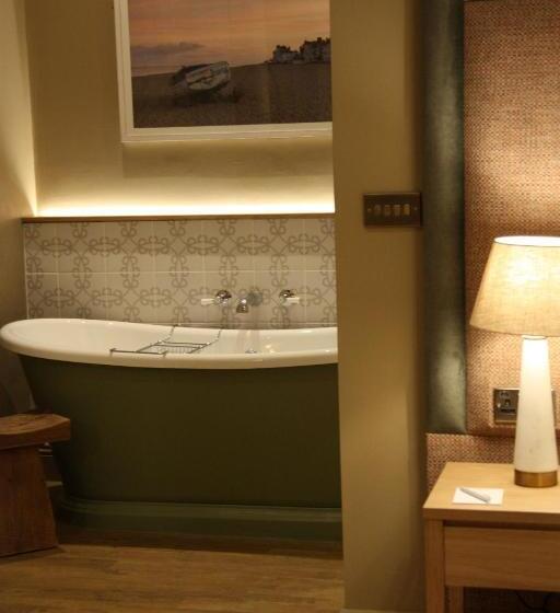Люкс Повышенной Комфортности, The Bell Hotel, Saxmundham