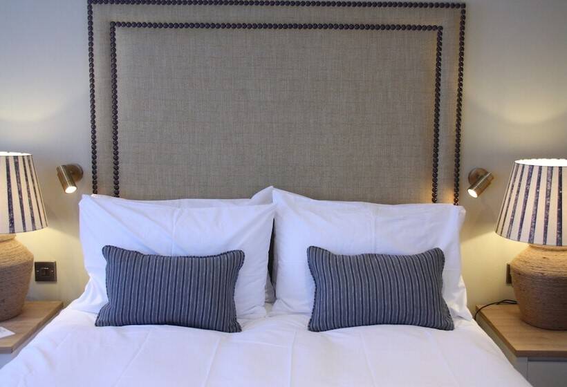 Классический Номер, The Bell Hotel, Saxmundham