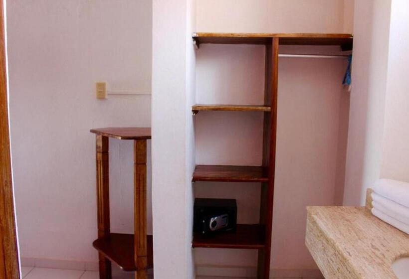 スタンダード４人部屋, Y Suites Corita