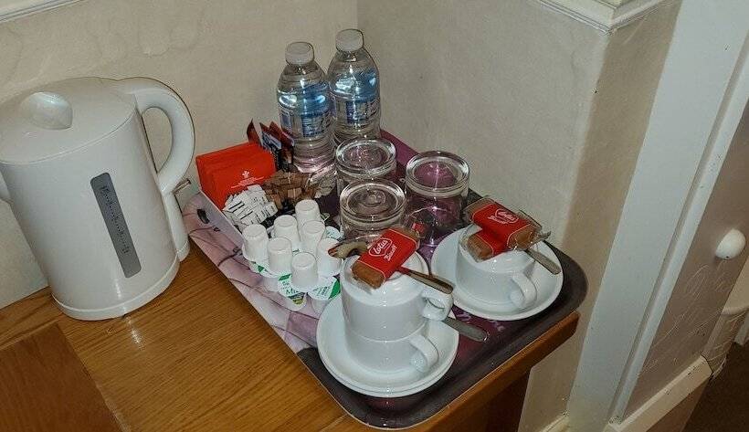 اتاق استاندارد, Diamonds Guest House