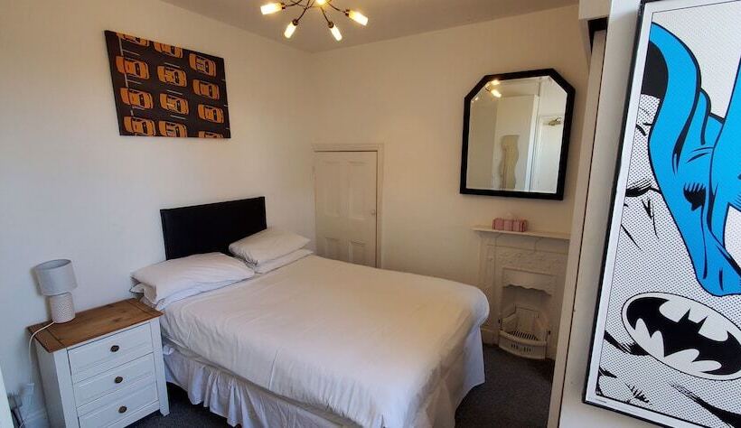 اتاق استاندارد, Diamonds Guest House