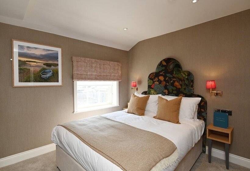 Номер Стандарт, The Bell Hotel, Saxmundham