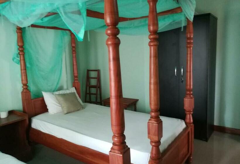 Номер Стандарт 2 Двуспальные Кровати, Rock Villa Relax City Home