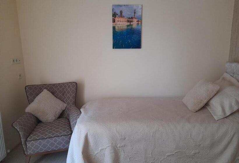Номер Deluxe с Балконом, Turkish Retreat