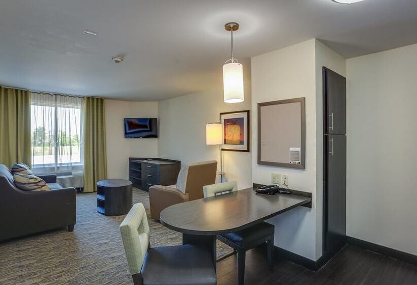 适合残疾人士使用的套间, Candlewood Suites College Station, An Ihg