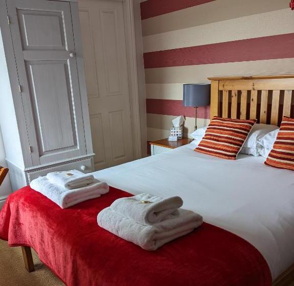 اتاق استاندارد با تخت بزرگ, The Manor House Inn