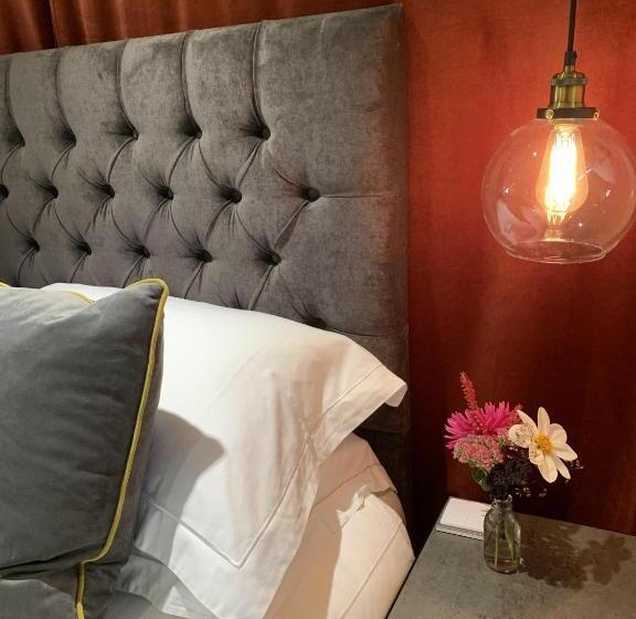 Дом 2 Спальни, Bootmenders B&b