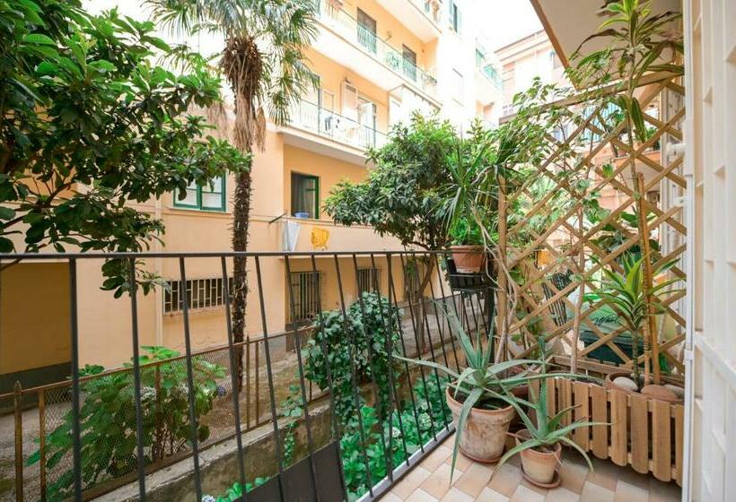 اتاق استاندارد, Living Salerno B&b