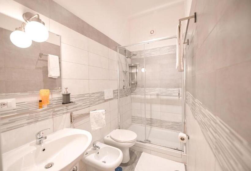 اتاق استاندارد, Living Salerno B&b
