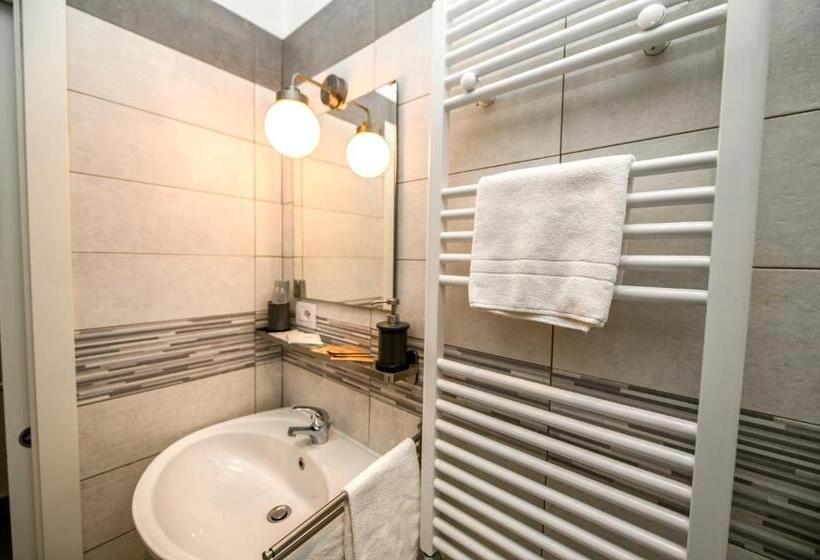 اتاق استاندارد, Living Salerno B&b