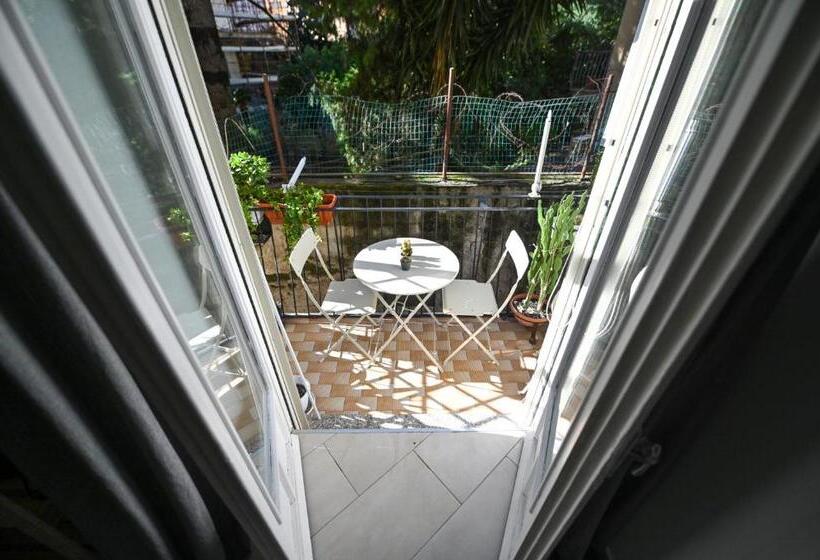 اتاق استاندارد با وان آب گرم, Living Salerno B&b