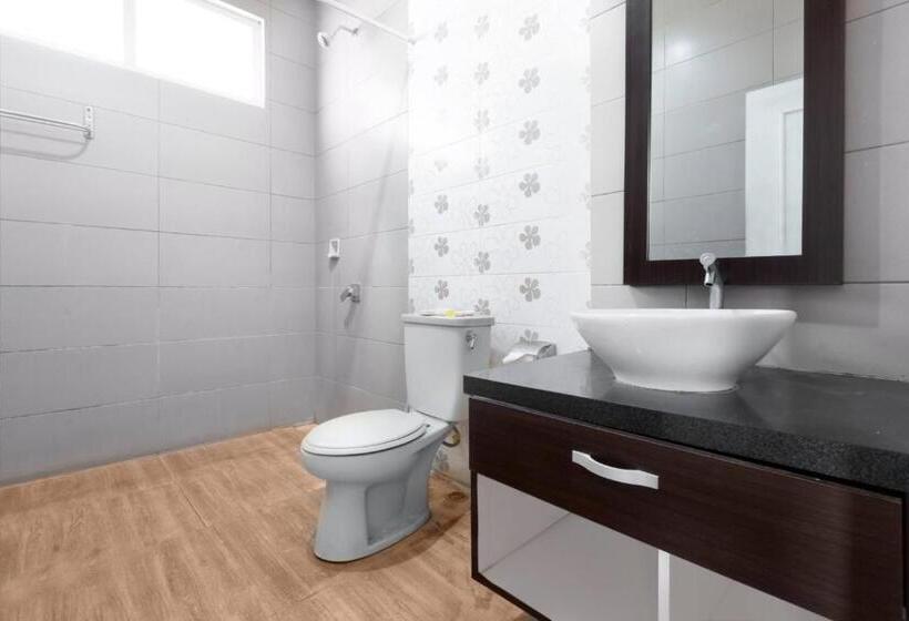 Номер Стандарт, Dewi Sinta Hotel And Restaurant