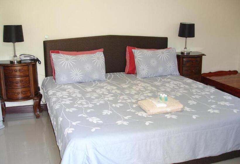 Бунгало Стандарт, Home Stay Stc Bed And Breakfast