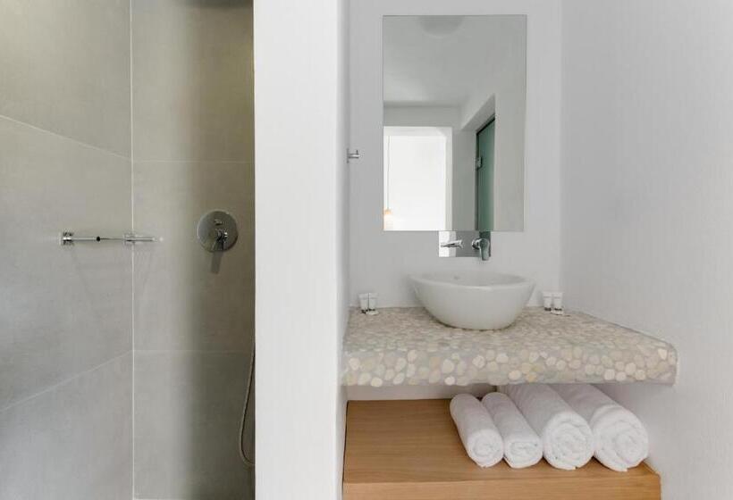 Standard Room, Eucalyptus