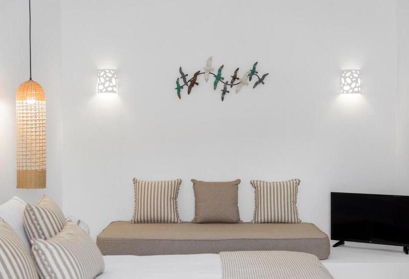 Standard Triple Room, Eucalyptus