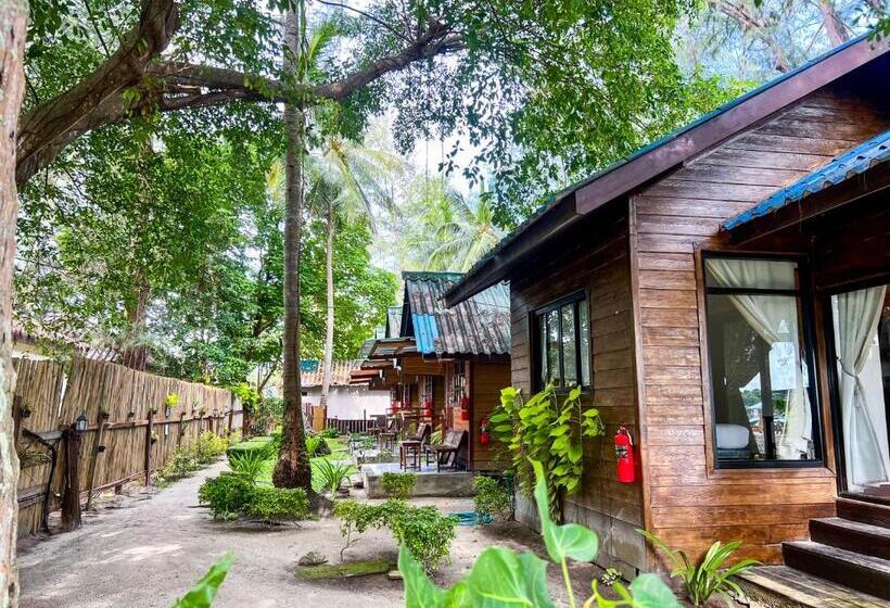 Бунгало Стандарт Вид на Сад, Salisa Resort