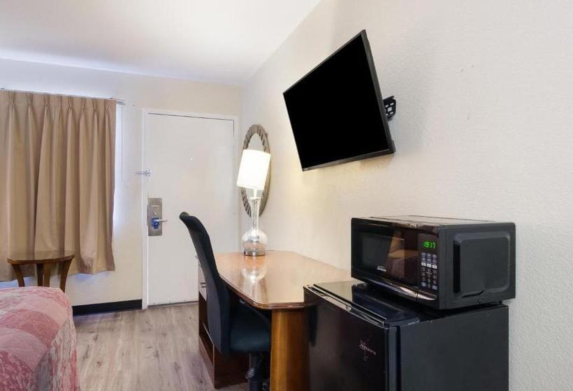 Стандартный Номер Кровать Кинг, Rodeway Inn Greeley