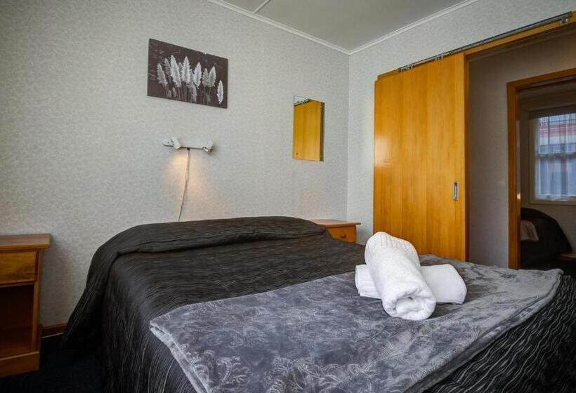 Апартаменты 2 Спальни, Red Tussock Motel