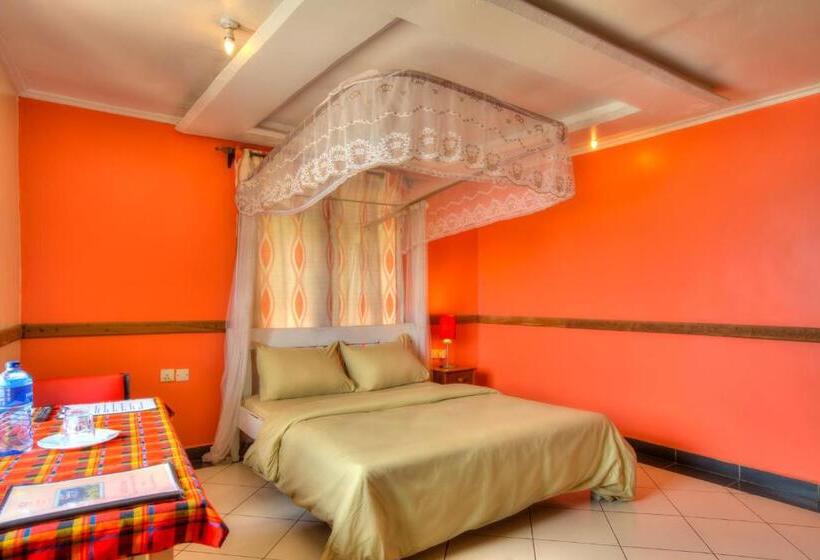 اتاق لوکس, Red Buffalo House