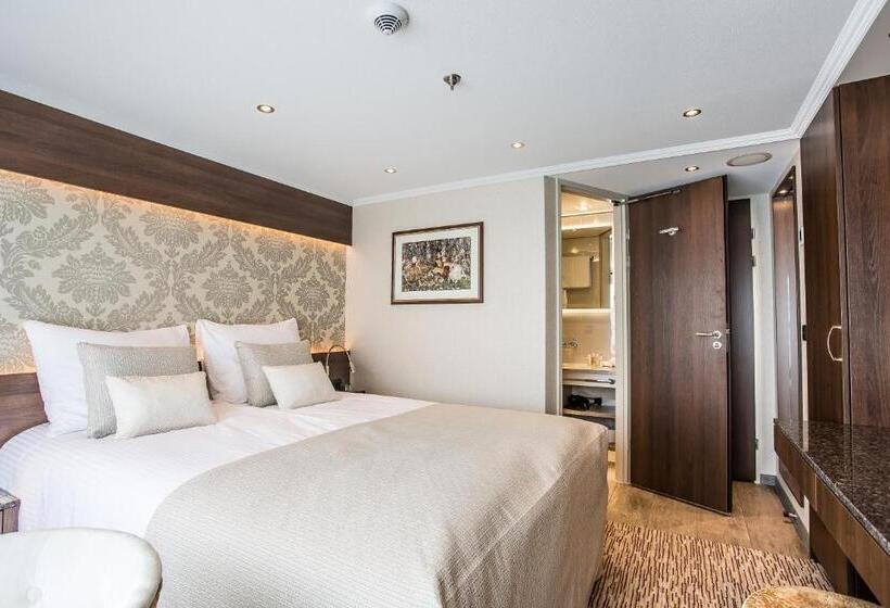 Номер Economy, Viva Riverside Altstadt Düsseldorf
