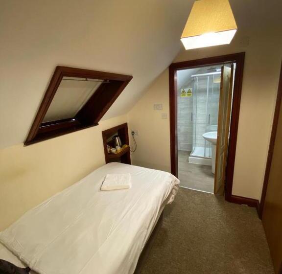 اتاق استاندارد یک نفره, Little Foxes Hotel & Gatwick Airport Parking