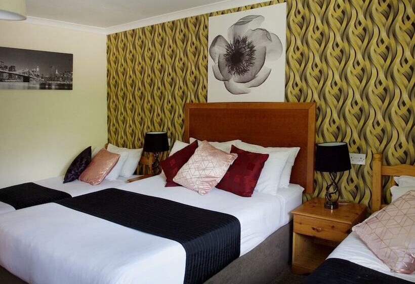 اتاق خانوادگی, Little Foxes Hotel & Gatwick Airport Parking