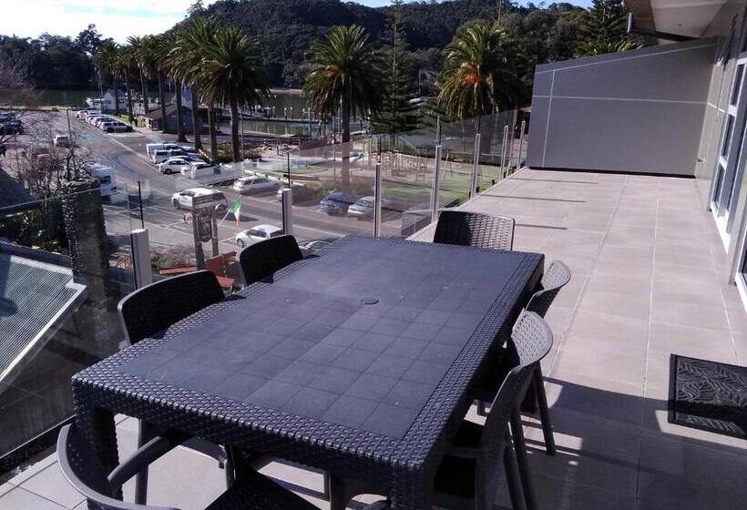 آپارتمان 3 خوابه با چشم‌انداز دریا, Esplanade Apartments