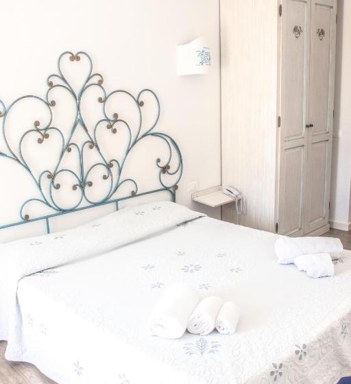 اتاق استاندارد چهار تخته, Olbia City
