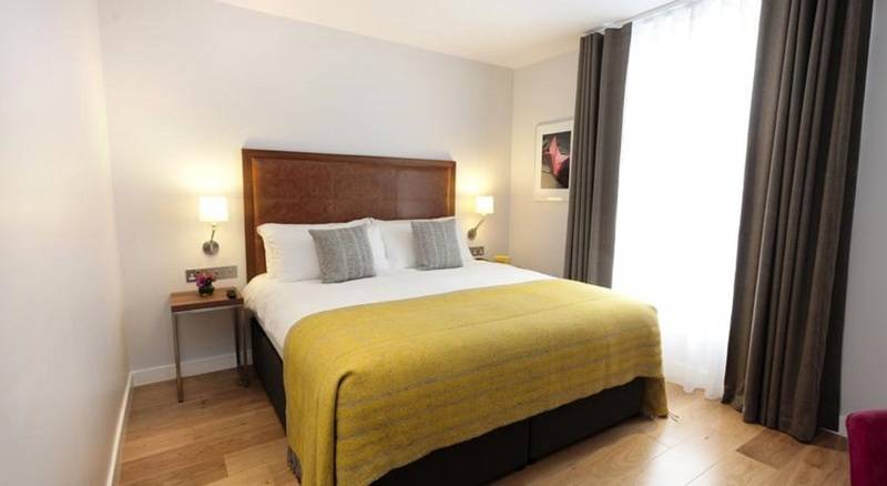 اتاق اجرایی, Premier Suites Plus Dublin, Ballsbridge