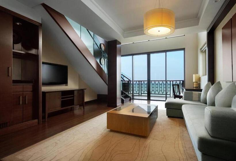Люкс Кровать Кинг, Sheraton Shenzhou Peninsula Resort