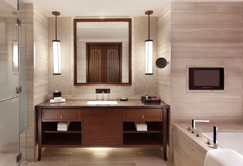 Люкс Вид на Море, Sheraton Shenzhou Peninsula Resort