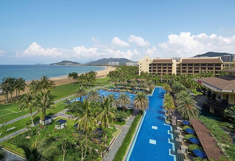 Номер Стандарт Вид на Гольф, Sheraton Shenzhou Peninsula Resort
