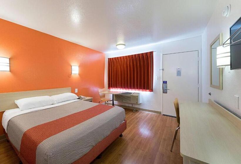 Номер Стандарт, Motel 6mcallen, Tx