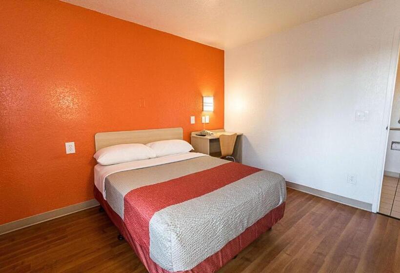 Номер Стандарт, Motel 6mcallen, Tx
