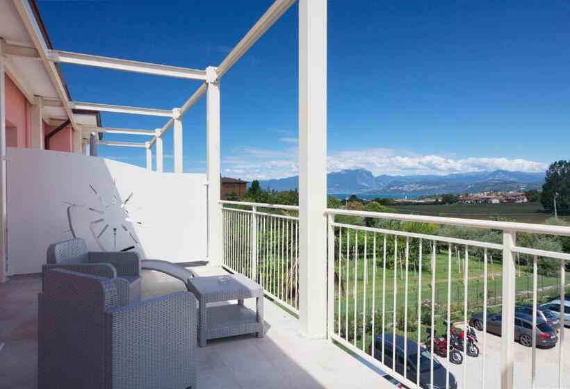 デラックスファミリールーム, Bella Lazise