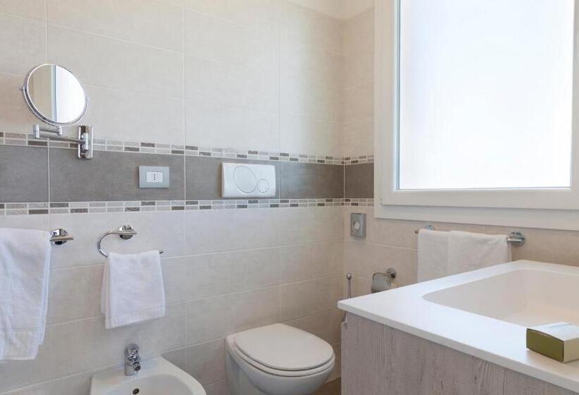 Семейный Номер Deluxe, Bella Lazise