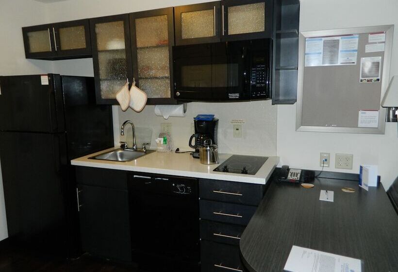 Люкс Адаптированный для Инвалидов, Candlewood Suites Harrisburg Hershey, An Ihg