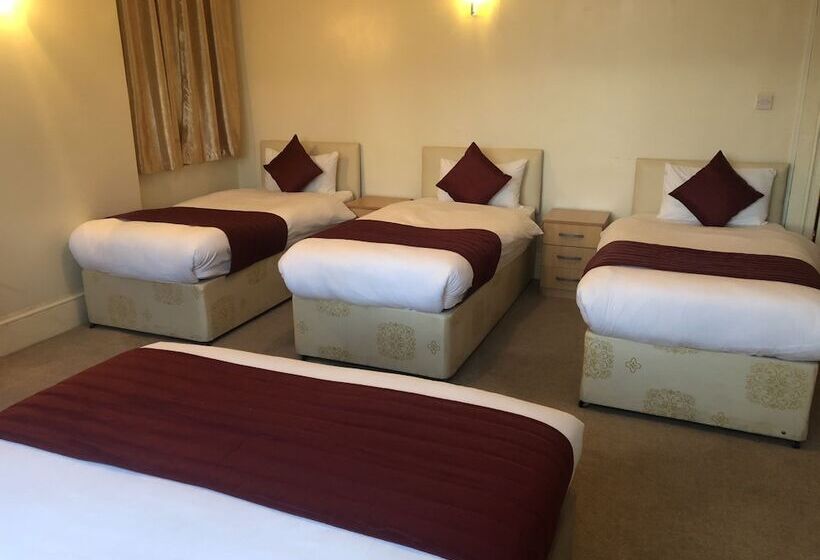 家庭间, Gatwick Inn
