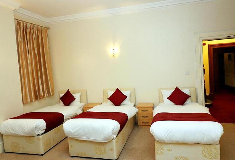 家庭间, Gatwick Inn