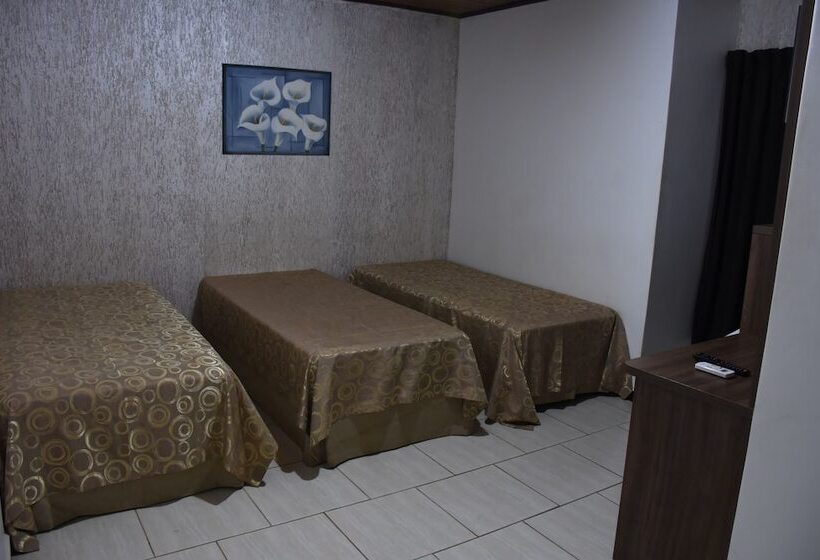 Quarto Familiar, Holiday Foz