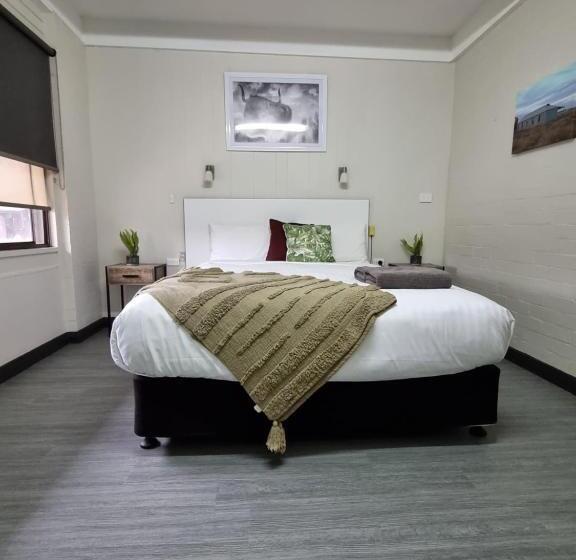 Номер Стандарт, Bidgee Motor Inn