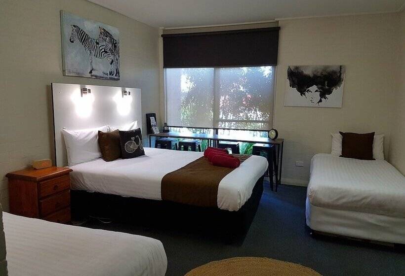 Семейный Номер, Bidgee Motor Inn