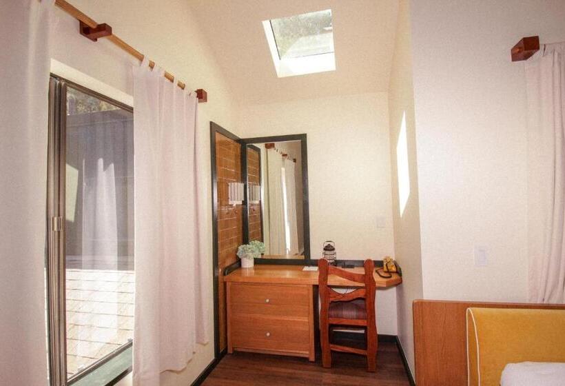 디럭스 스위트, Lodge At Marconi