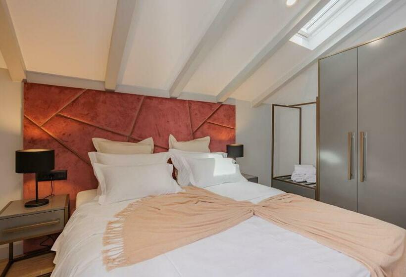 Quarto Deluxe com Sacada, Heritage Rooms Split Olympic Dream
